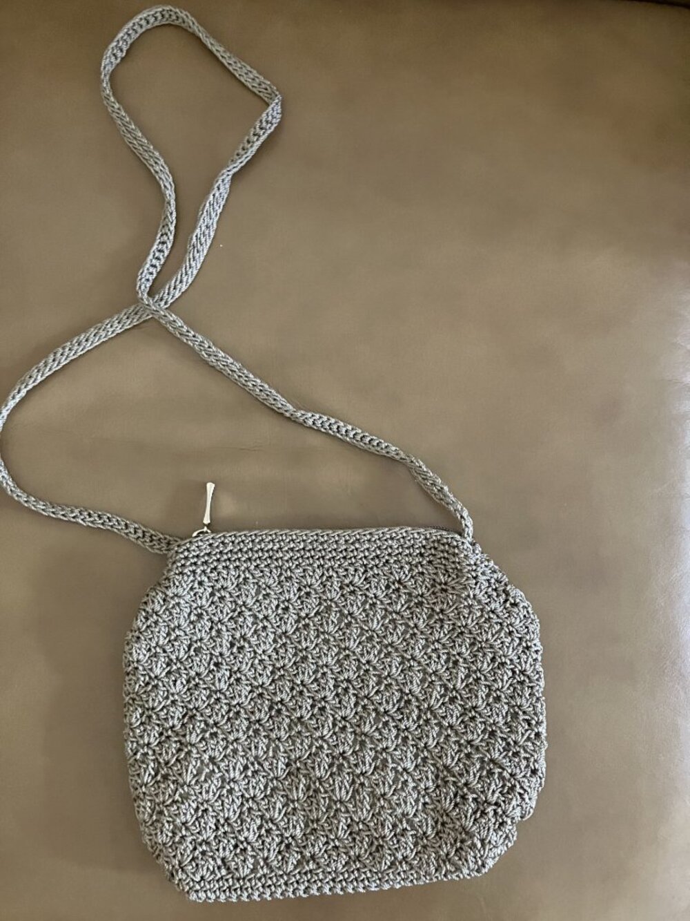 VINTAGE CHATEAU CROCHETTE SMALL SHOULDER BAG TAUPE 7" X 7" X 2.5"